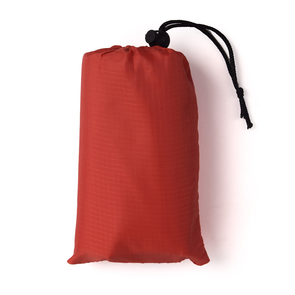 The Compact Waterproof Beach & Picnic Mat 1.8x2m – Lightweight Sand-Free Portable Outdoor Blanket (Red)