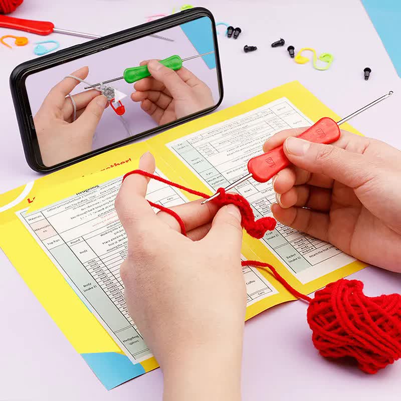 Beginner Crochet Kit Animal DIY Set – Yarn, Hooks, Needles & Plush Craft Kit