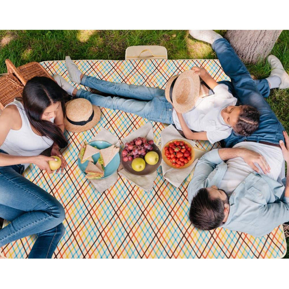 Red Stripe Premium Picnic Blanket – Extra Thick Waterproof Oxford Outdoor Mat (145 × 180cm)