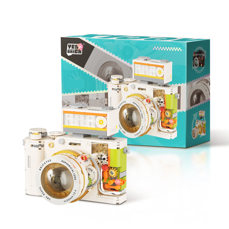 The White Retro Camera Building Blocks Set – DIY Twin Lens Model Kit with Display Design (500+PCS)